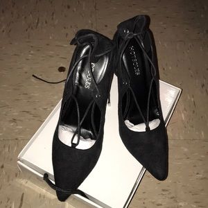 HotSoles tie up heels